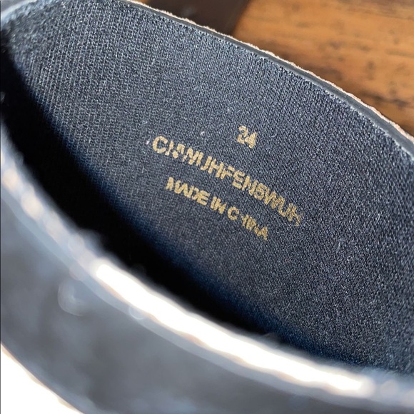 Burberry rain boots size 24 - Picture 5 of 6